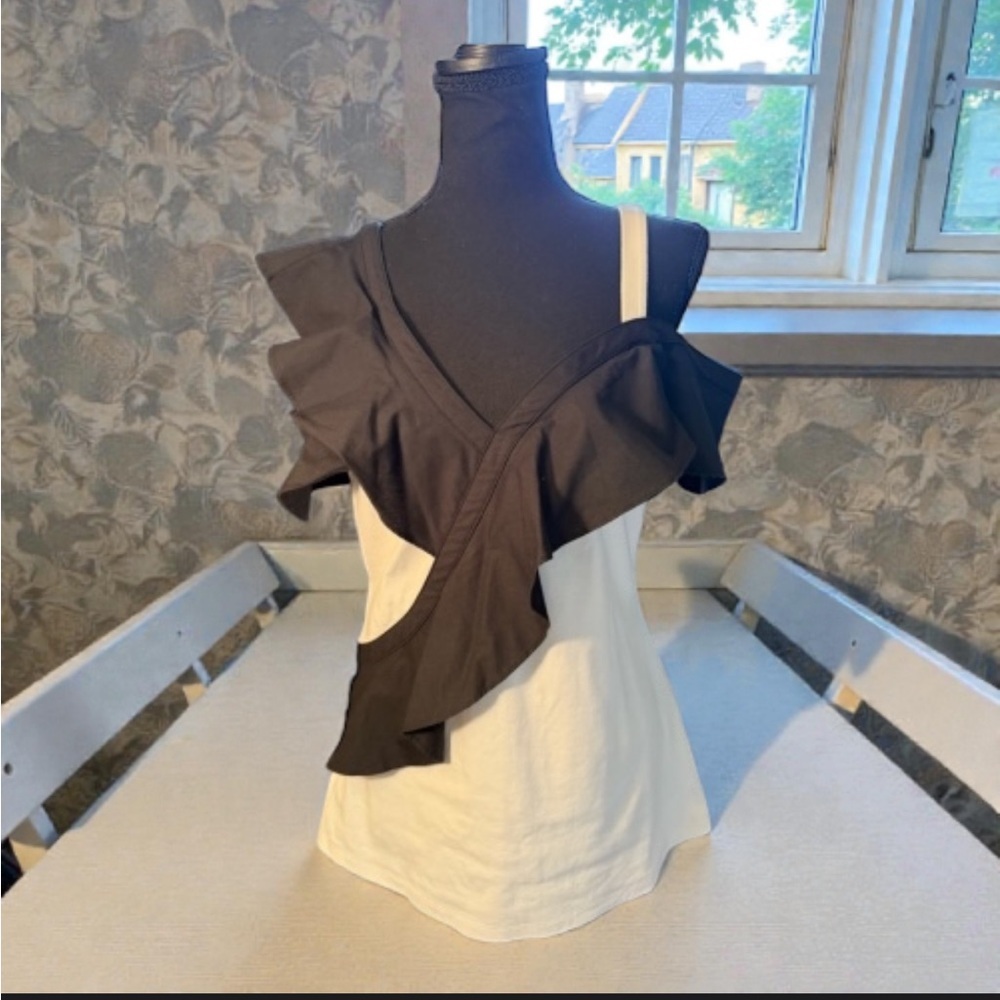 INC International Concepts Black and White Asymmetrical Top